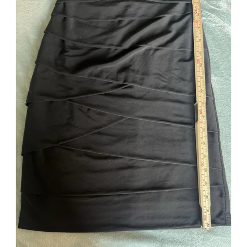 B. Smart Juniors‎ Sleeveless Black Plunge Bodycon Sequin Cocktail Dress Sz Small